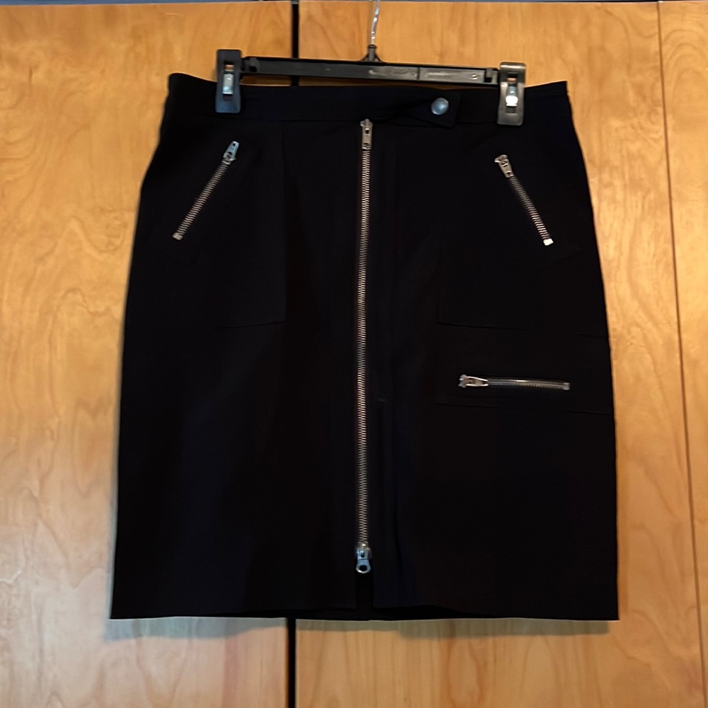 Bebe black skirt with zippers